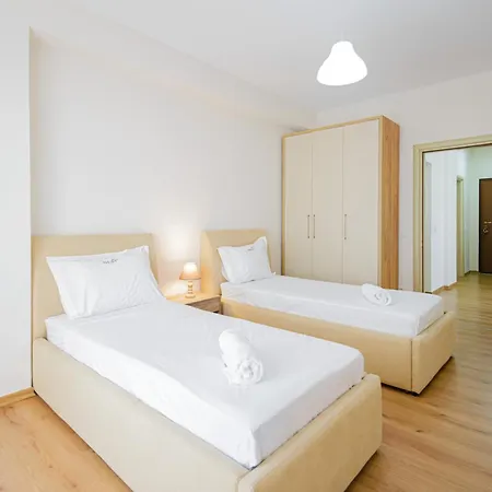 Poseidon Nest - 2Br, 360 Sea View, Office, Pool Apartament *