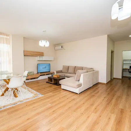 Poseidon Nest - 2br, 360 Sea View, Office * Durrës