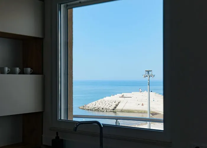 公寓 Poseidon Nest - 2br, 360 Sea View, Office *
