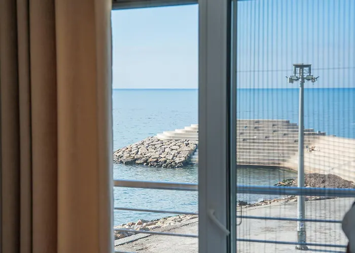 Poseidon Nest - 2br, 360 Sea View, Office *